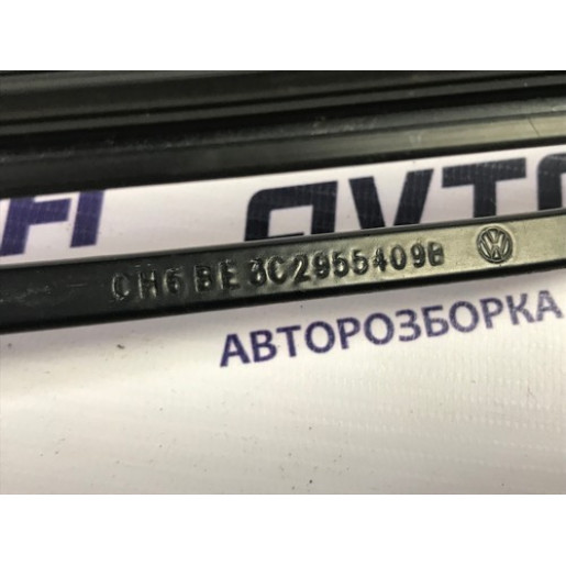 Важіль склоочисника передній VW Passat B6 2005-2010 3C2955409B
